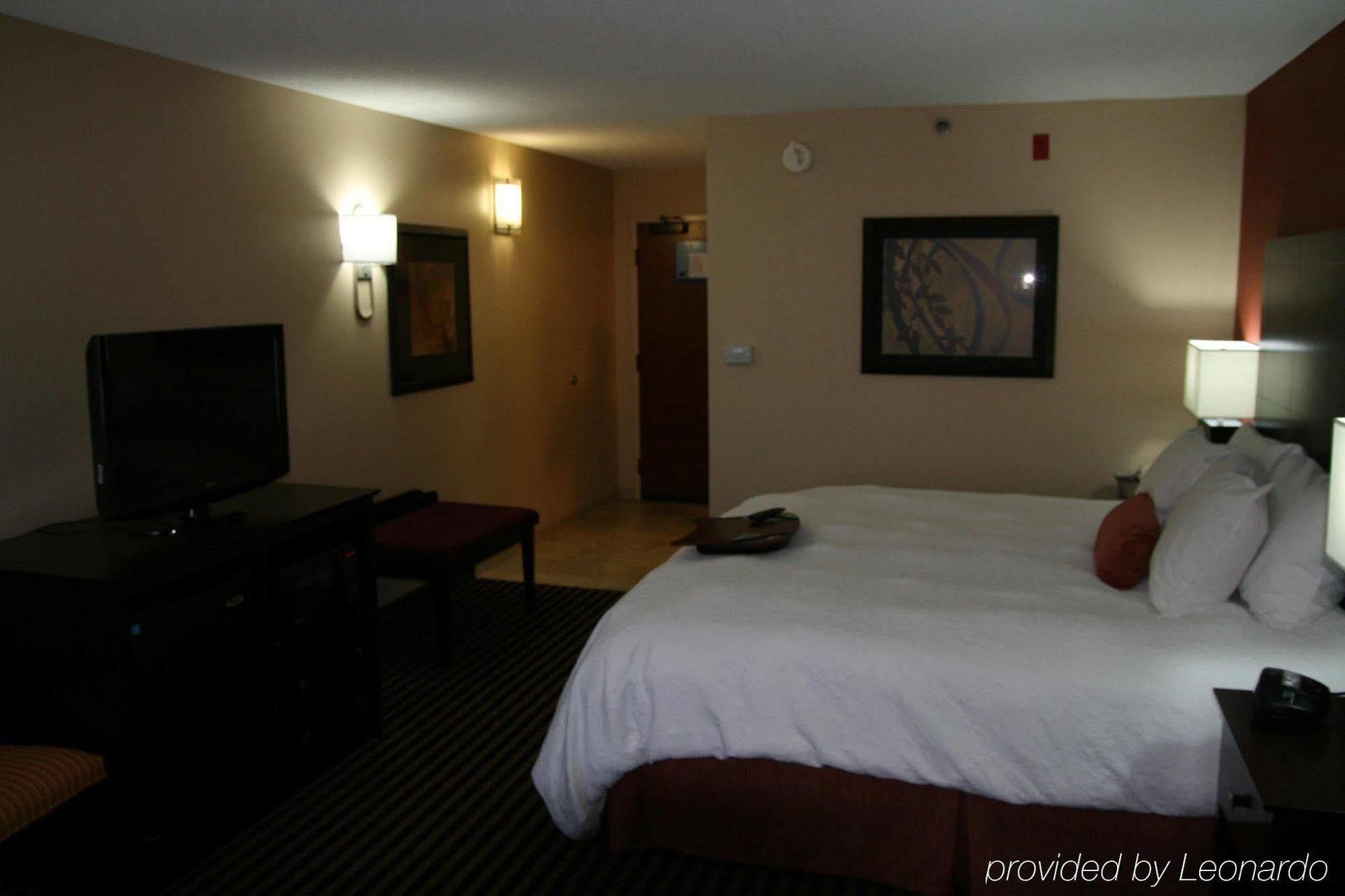 Hampton Inn Tullahoma Quarto foto